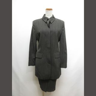 Max Mara（スーツ）のフリマアイテム一覧