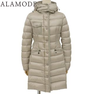 MONCLER（ダウンジャケット ・ ベージュ系）のフリマアイテム一覧