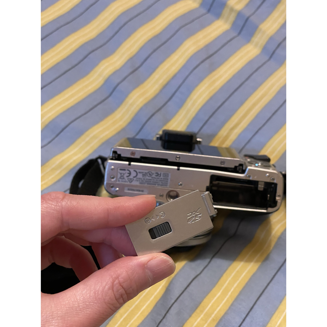 OLYMPUS - OLYMPUS PEN Lite E-PL7 純正レンズ2種・フラッシュ付の通販