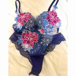 Wacoal - ワコールサルート店舗限定 非売品 ノベルティ ランジェリー