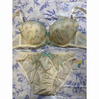 AMPHI - 峰不二子 アンフィ AMPHI コラボvol.2の通販 by REI's shop