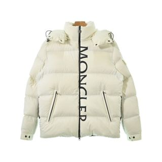 MONCLER（ダウンジャケット ・ ホワイト/白色系）のフリマアイテム一覧