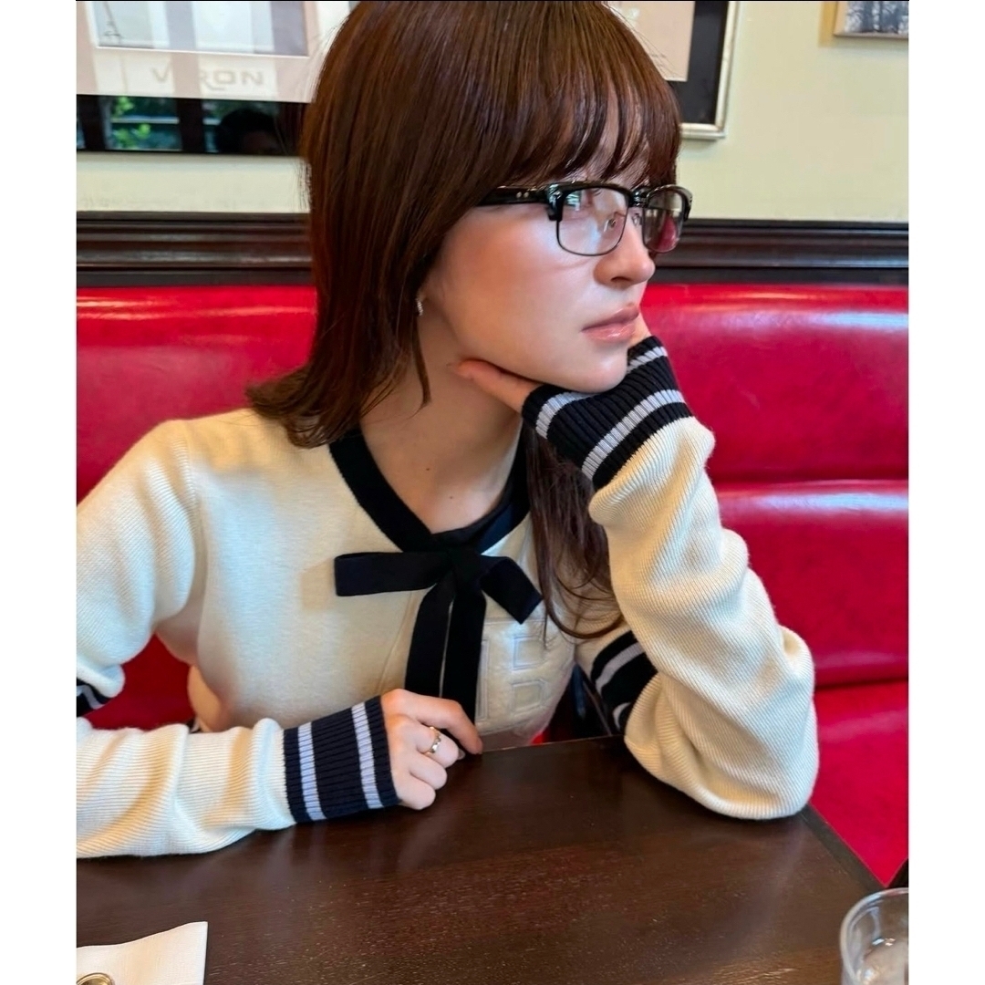 Bibiy.B. CLUB TIE CARDIGAN 限定ホワイトの通販 by ！！！｜ラクマ