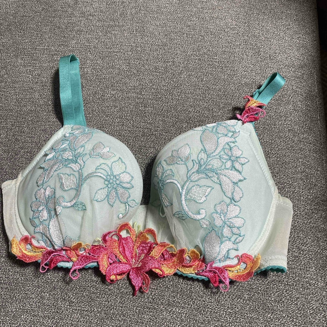 Wacoal - サルートG65の通販 by Mm♡'s shop｜ワコールならラクマ