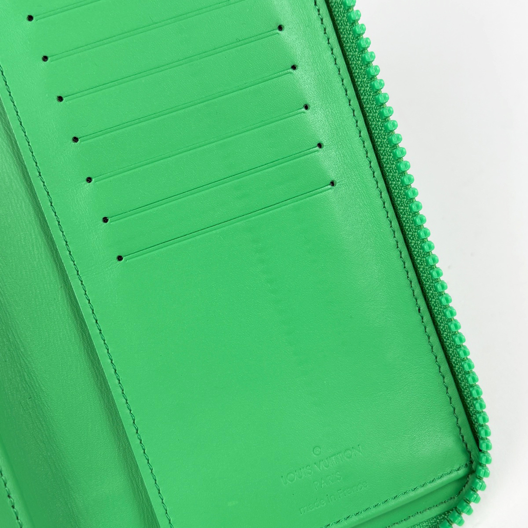 LOUIS VUITTON - ルイ・ヴィトン ジッピーウォレット ヴェルティカル