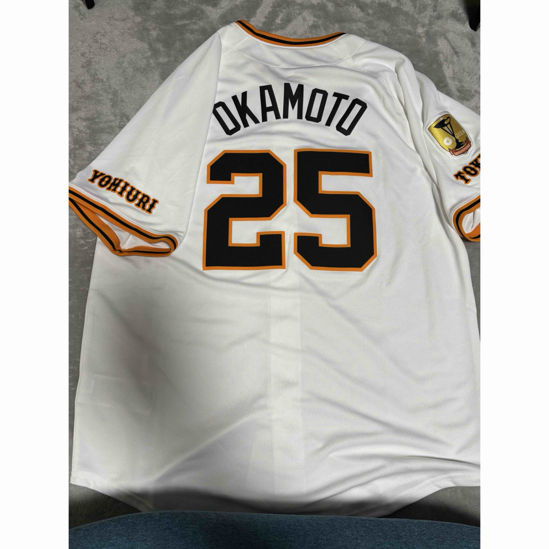 巨人 読売ジャイアンツ 岡本和真 ユニフォーム L 2024 優勝ワッペン