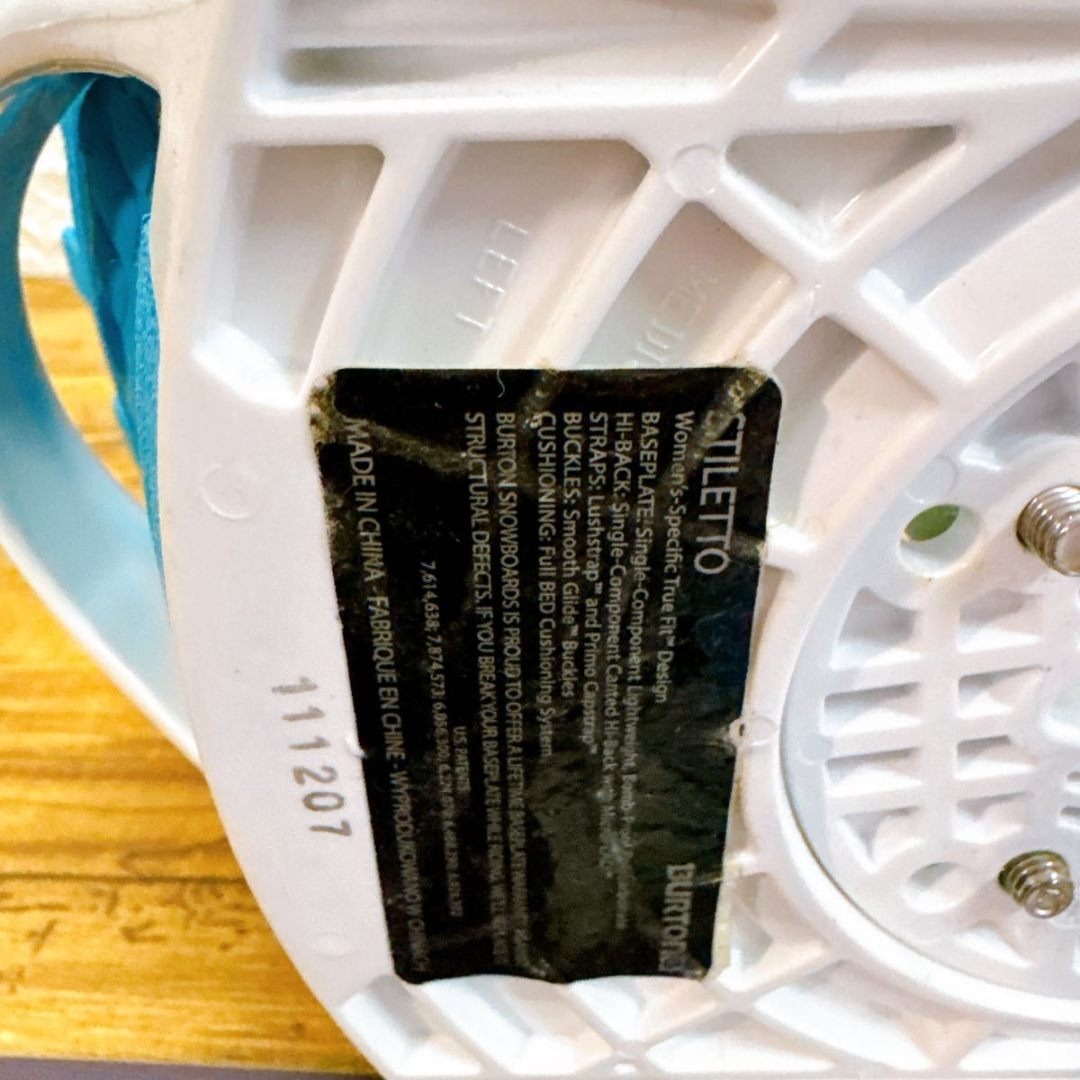 デスレーベル フラワー スノーボード ビンディング付 138cm セット