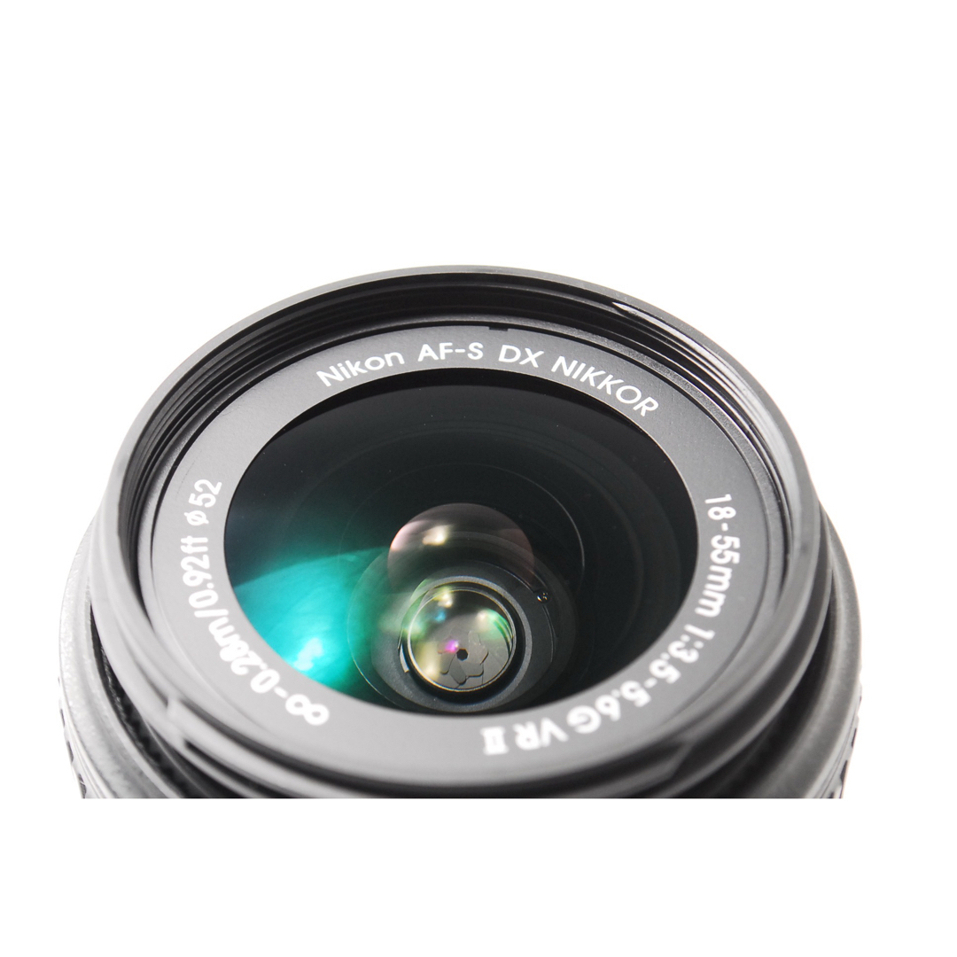 Nikon - 【使用回数僅少】美品 Nikon D5500 手ぶれ補正レンズ付き WiFi