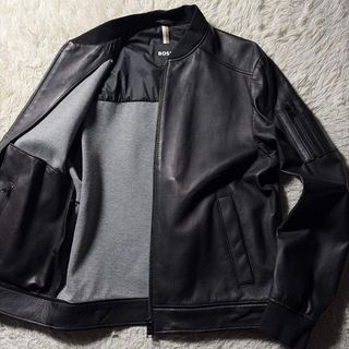 HUGO BOSS（レザージャケット）のフリマアイテム一覧