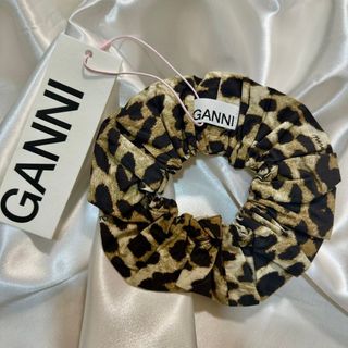 GANNI（ヘアゴム/シュシュ）のフリマアイテム一覧