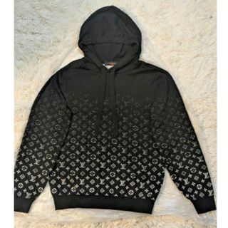 LOUIS VUITTON（パーカー）のフリマアイテム一覧