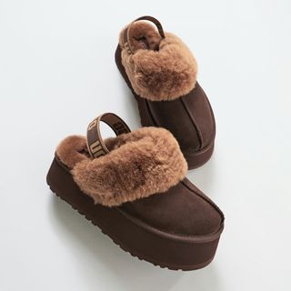 UGG - UGG イヤーマフ chestnutの通販 by ゆゆ's shop｜アグならラクマ