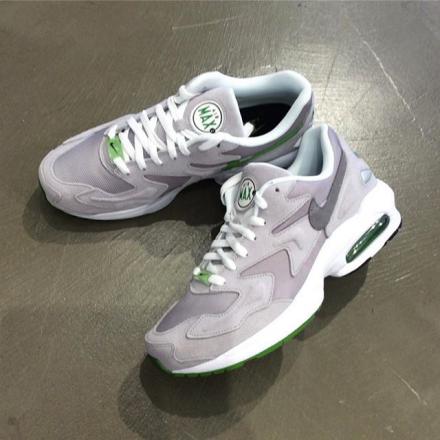 国内販売開始】ナイキ エアマックス スクエア ライト アトモスフィア