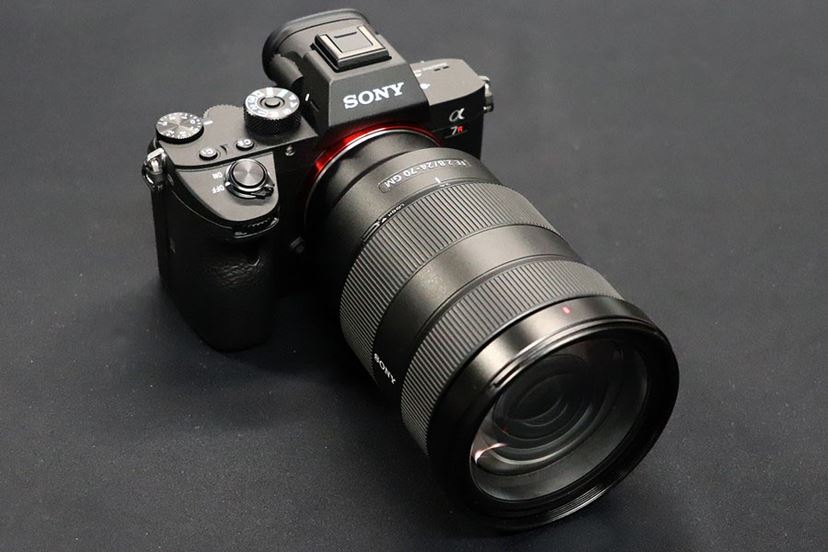 画質に加えて高速性も大幅進化！ ソニー「α7R III」登場 - 価格.com
