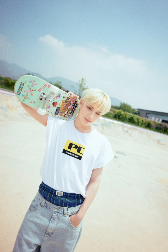 TXTヒュニンカイ、アヴリル・ラヴィーン「Sk8er Boi」をカヴァー