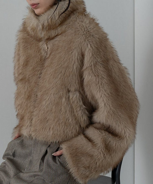 再入荷】フェイクファーブルゾン（2002538950） | GALLEST