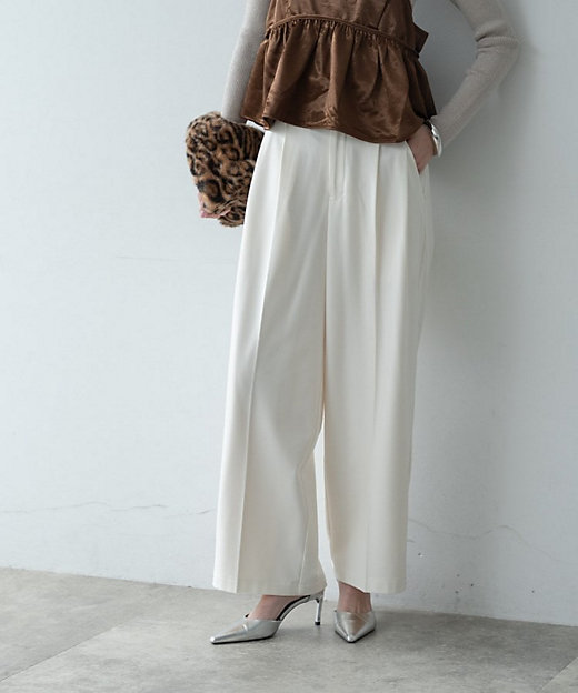 ホワイトタックパンツ（2002570449） | GALLEST (Women