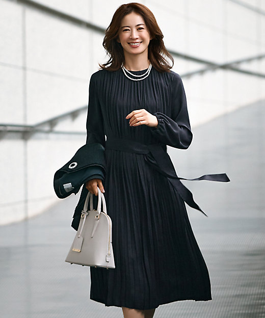 洗える】クリスタルアムンゼン プリーツワンピース