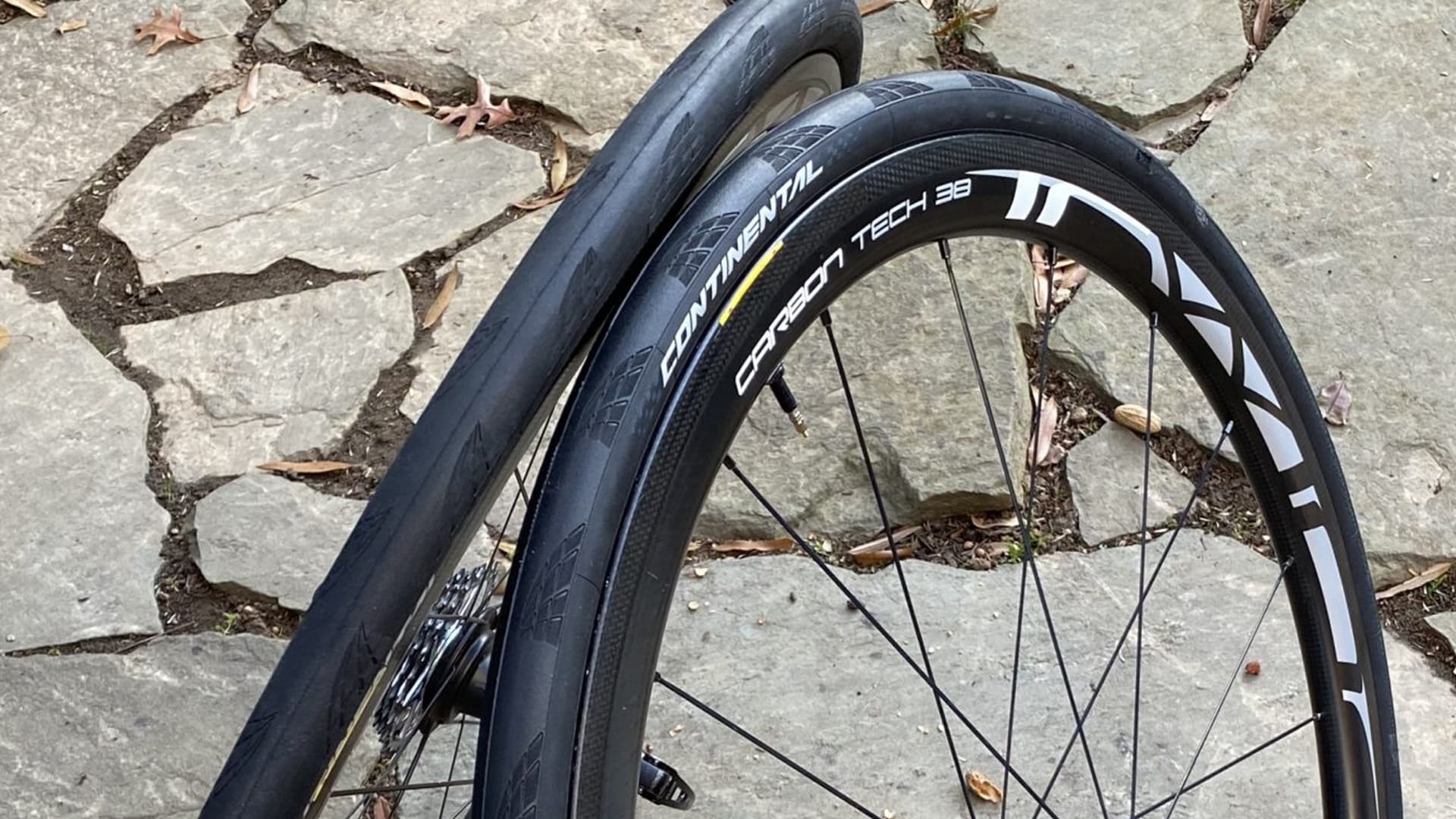Continental Grand Prix 5000 Tubeless Tires Review | Best Road Bike