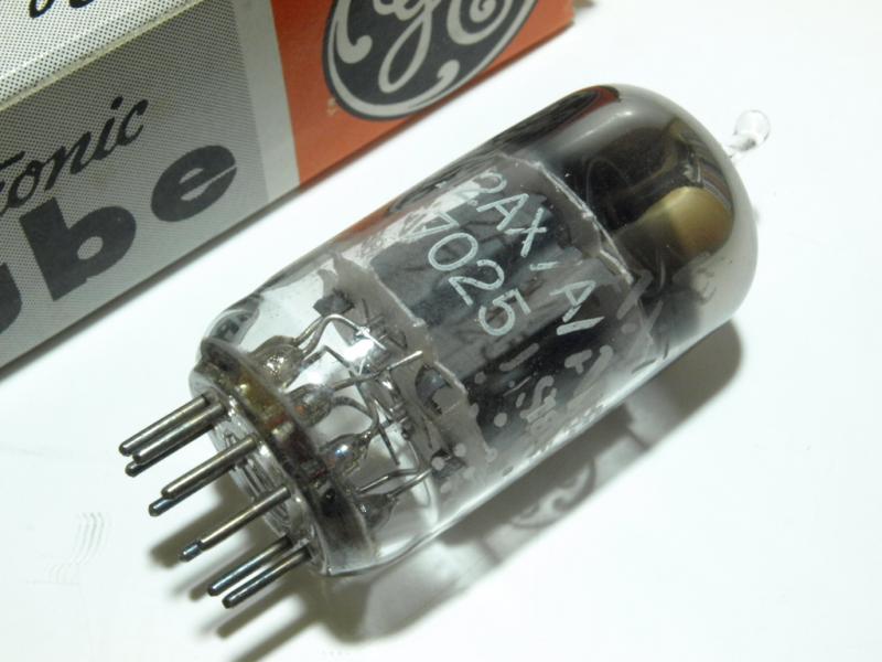 カメラのいわもと：真空管 12AX7、ECC83、同等管、類似管商品在庫一覧