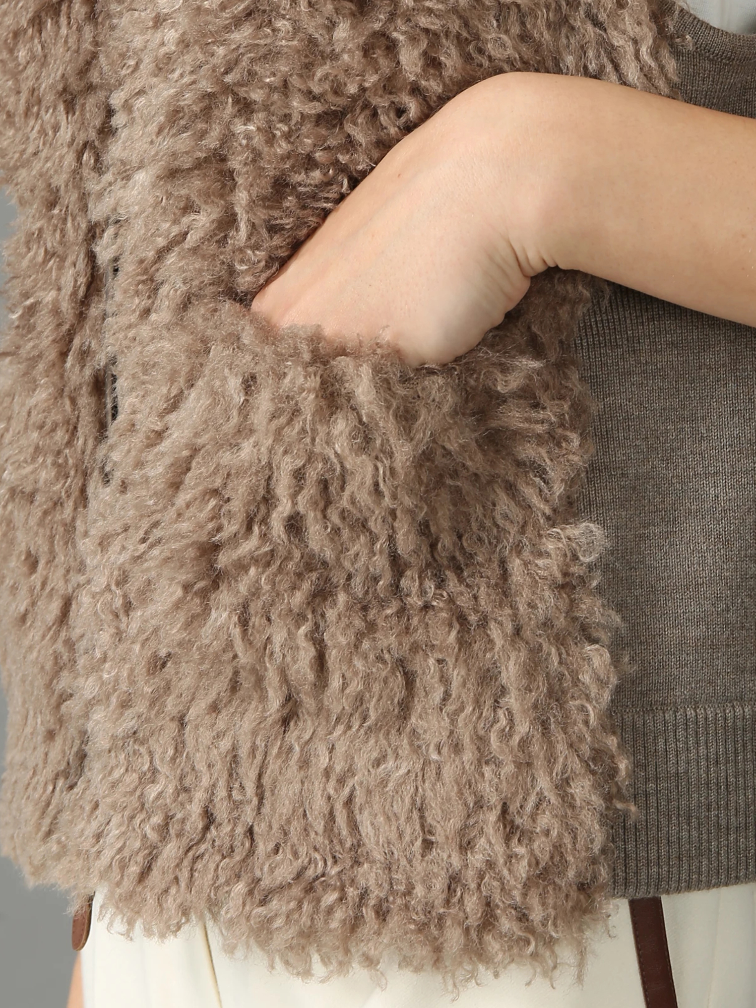 エクラ掲載】 ダブルニードルファー ベスト ジレ ｜ MORABITO BLANC