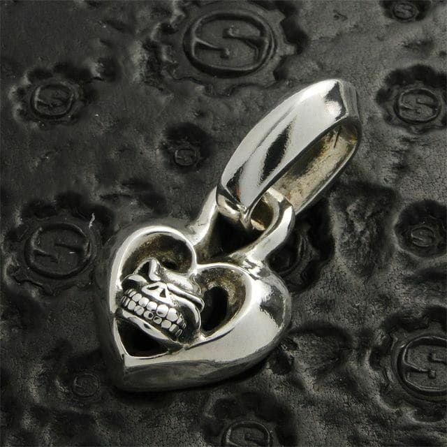スターリンギア ハートペンダント w/スカル | ジュエリーコネクション