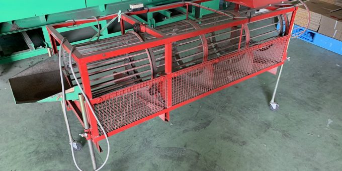 上越農機 里芋選別機 SS－3S | 神野農機