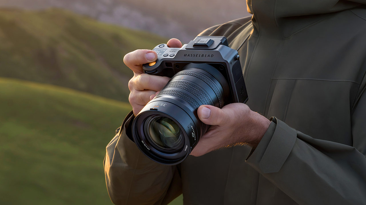 Hasselblad、HDR対応の1億画素中判カメラ「X2D II 100C」と高性能