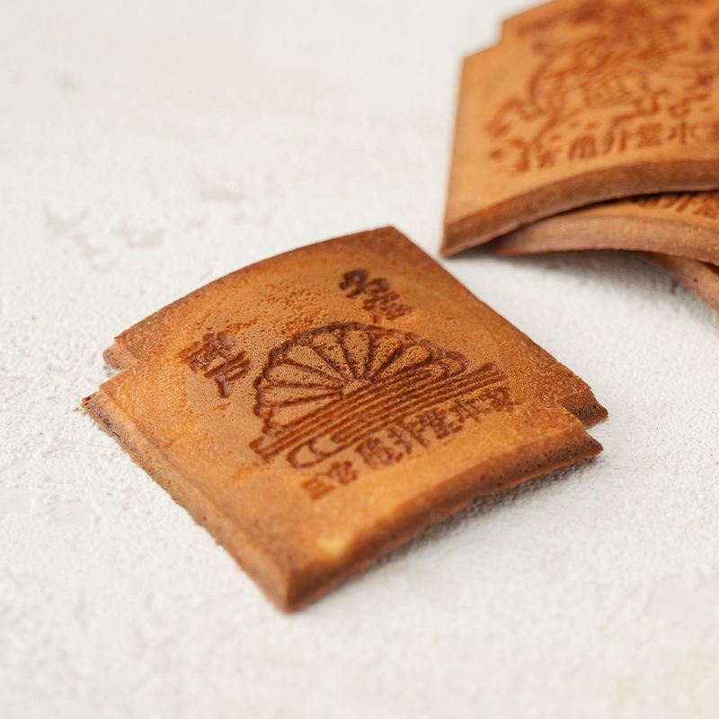 小瓦せんべい 90枚入り ｜ 亀の井亀井堂本家オンラインショップ