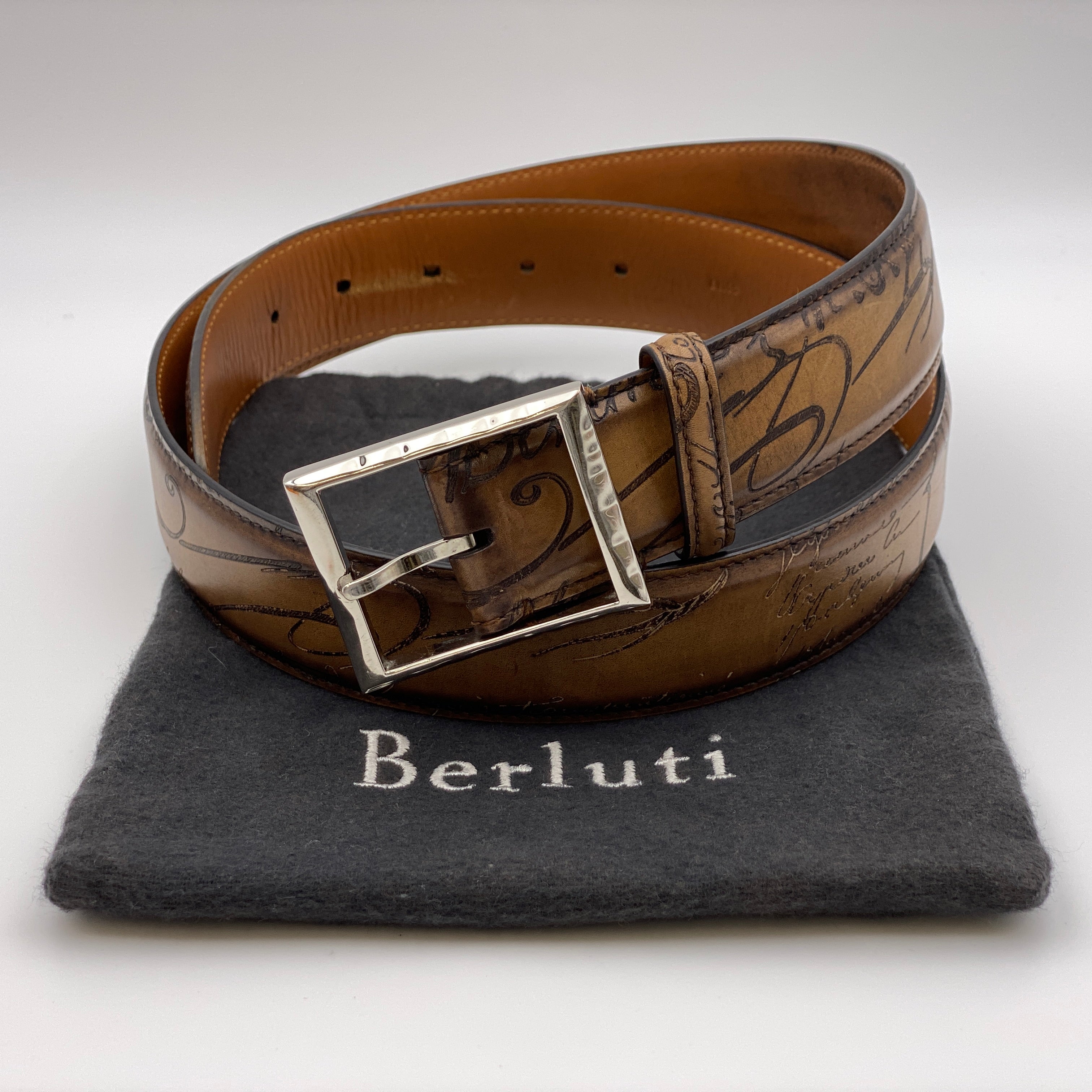 送料無料】 Berluti（ベルルッティ）クラシックレザーベルト35㎜中古品