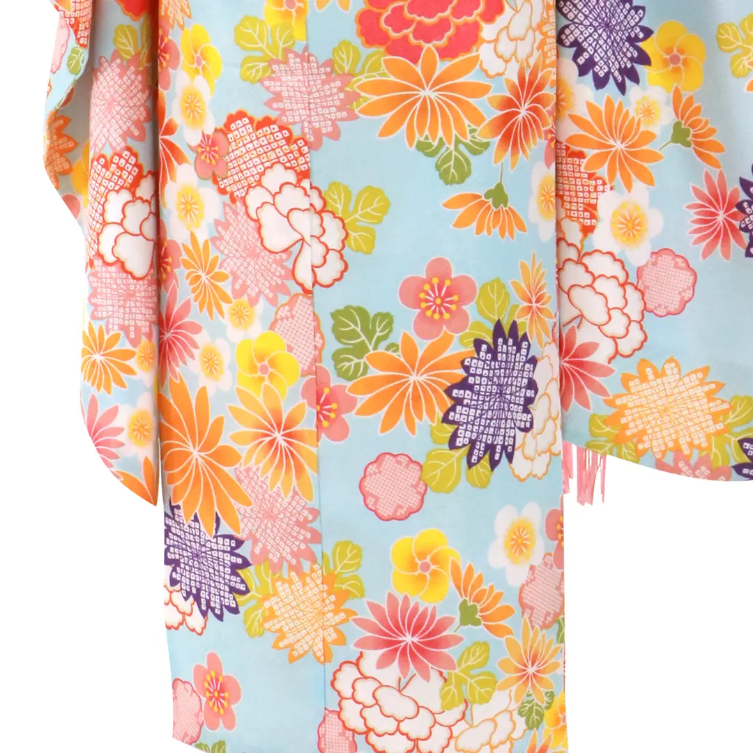 水色地にカラフルな四季花の着物／七五三・七歳女の子 | 宅配着物