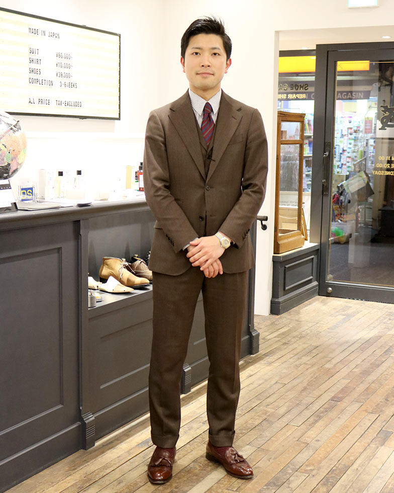 LASSIERE MILLS スリーピース 広尾店 板垣祐輝 | オーダースーツの