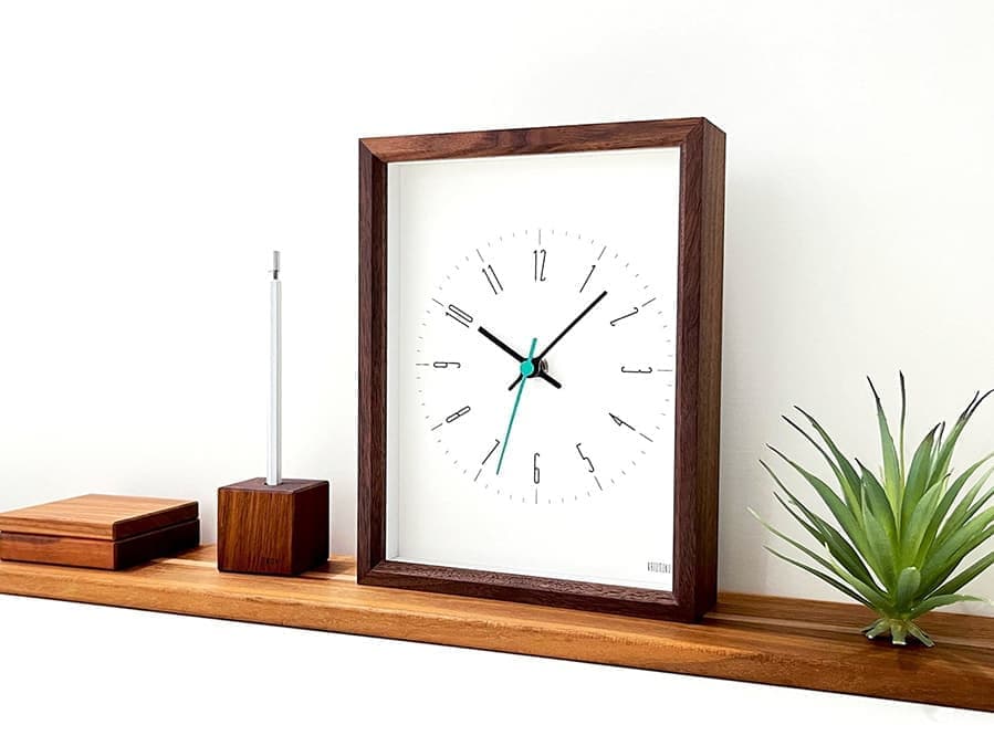 km-147_dual_use_clock_10