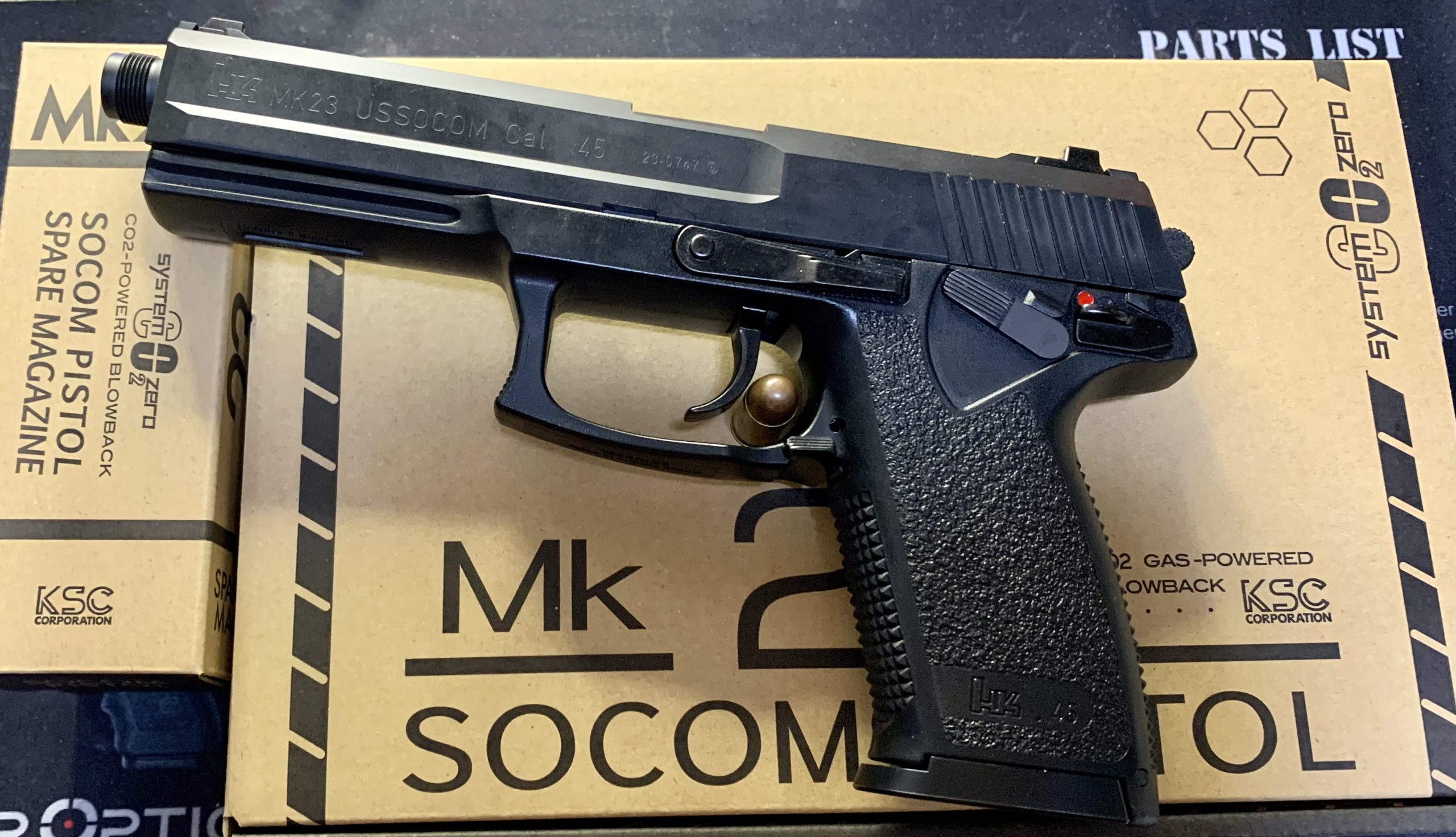 KSC Mk23 ソーコムピストル CO2 ABS レビュー