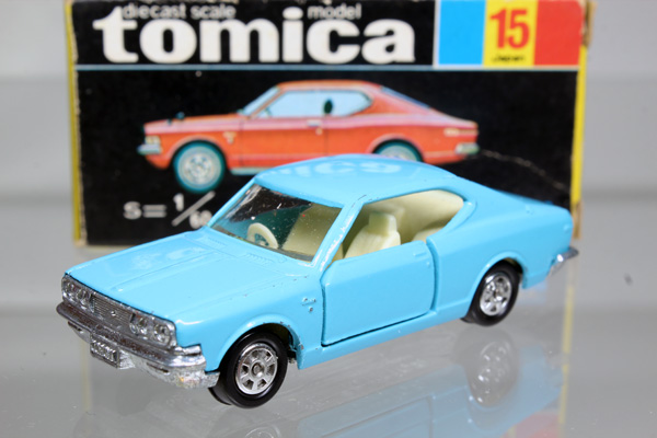 ミニカーショップ ケンボックス トミカ 黒箱☆15☆トヨタコロナ1700