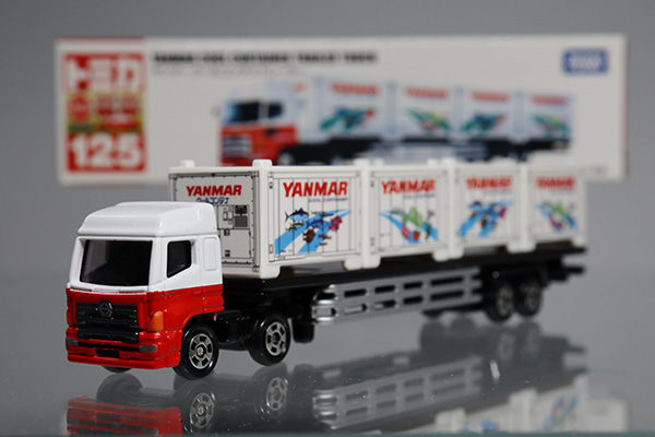 ミニカーショップ ケンボックス トミカ 赤箱☆125☆ヤンマークール