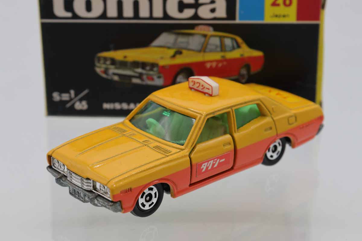 ミニカーショップ ケンボックス トミカ 黒箱☆28☆日産セドリック