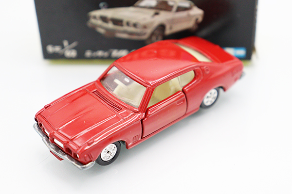 ミニカーショップ ケンボックス トミカ 黒箱☆18-2-1☆日産ブルー