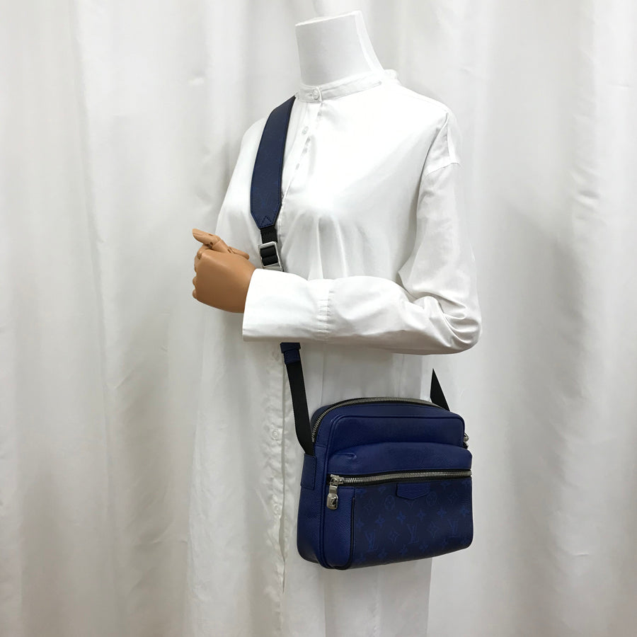 LOUIS VUITTON Taigarama Outdoor Messenger PM M30242 Shoulder bag