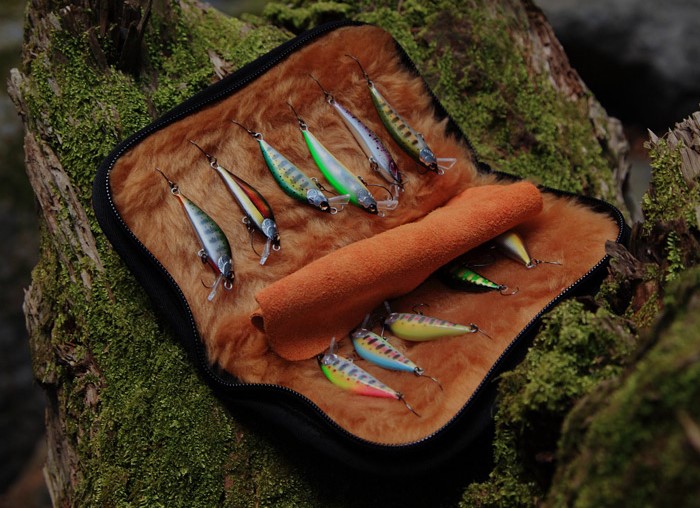 渓流のトラウト釣りに便利！かっこいいルアー収納用ワレットおすすめ9