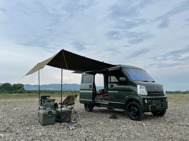 購入して1年…やっぱり最高！焚き火もできるポリコットン製カーサイド