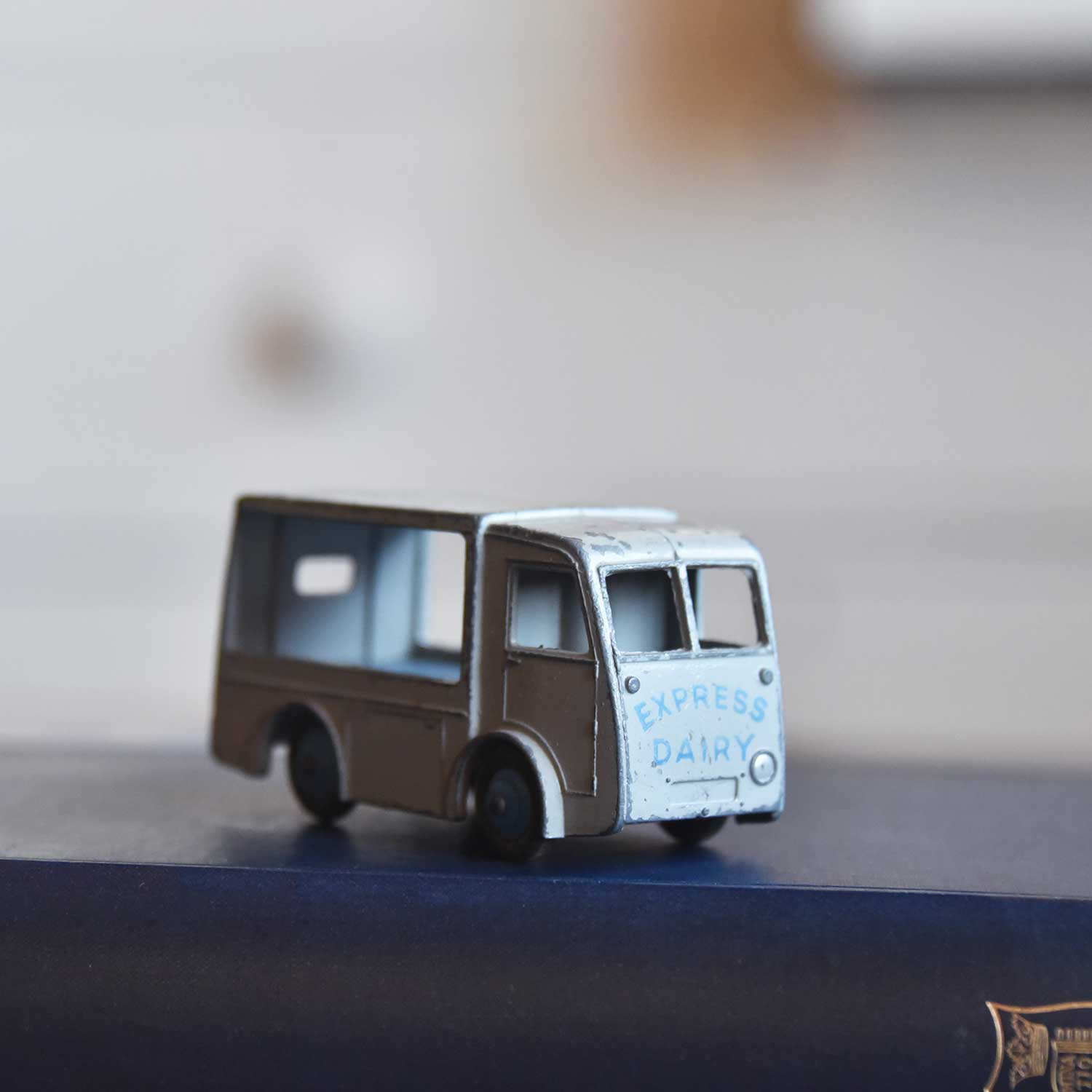 イギリス Dinky Toys 30V Electric van ディンキー ミニカー/TY-06