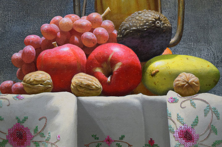 岩戸敏彦「ランプと果実」油絵・F10号 絵画買取・販売の小竹美術