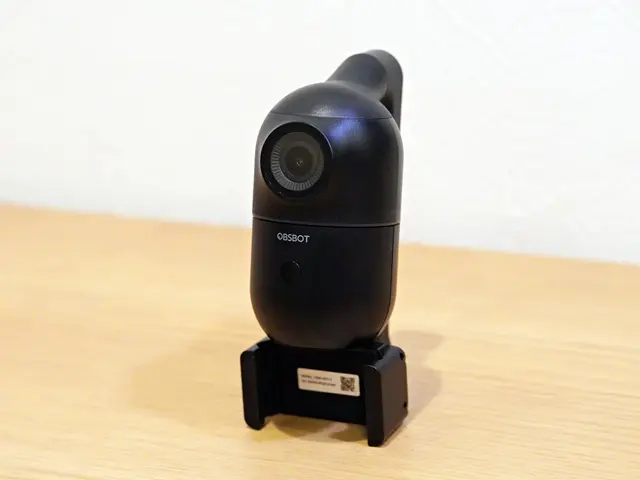OBSBOT Meレビュー｜自動追跡してくれるスマホスタンド！使い方が