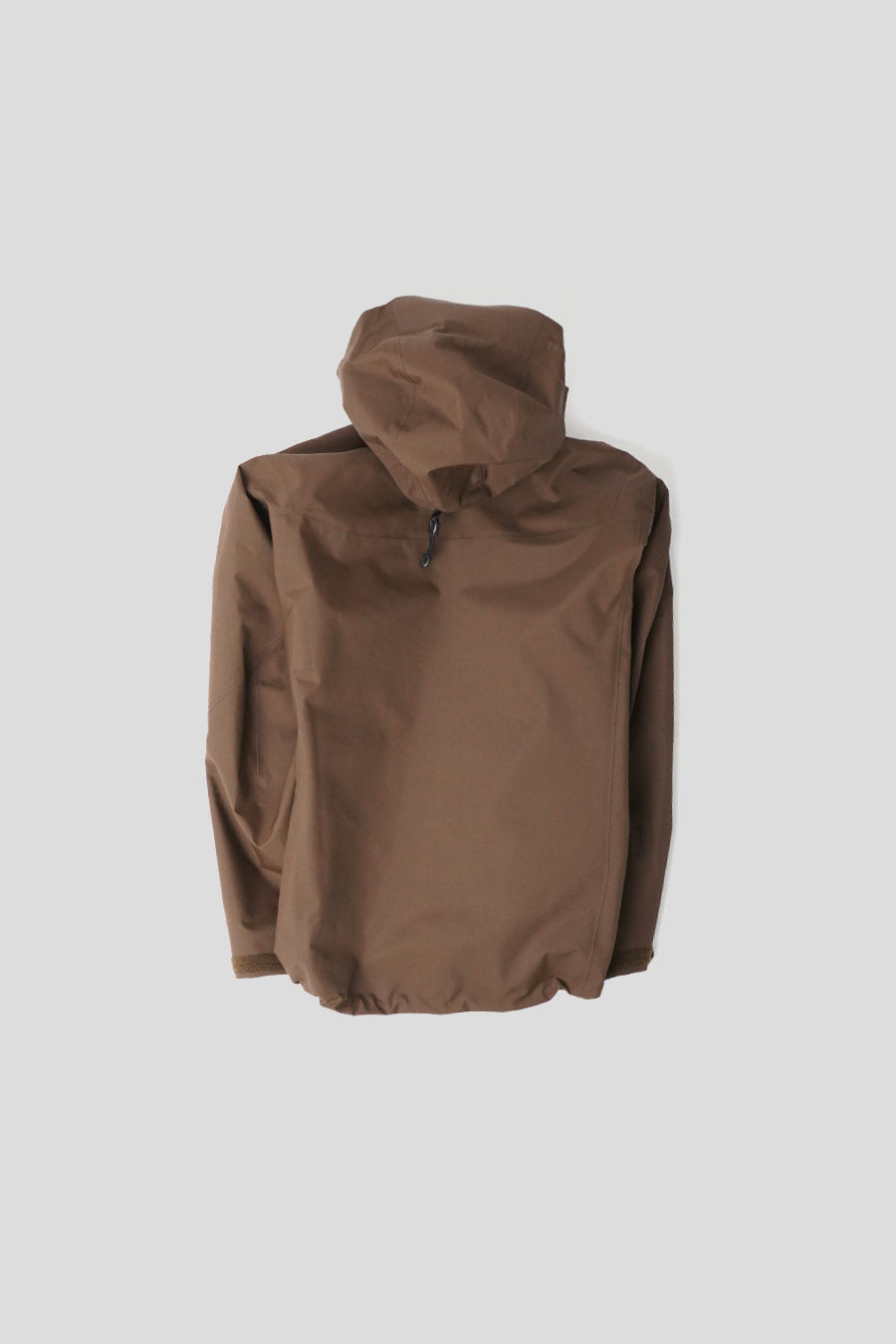 Arc'teryx - CAROB, BLACK AND DYNASTY ALPHA SV JACKET – LE LABO STORE