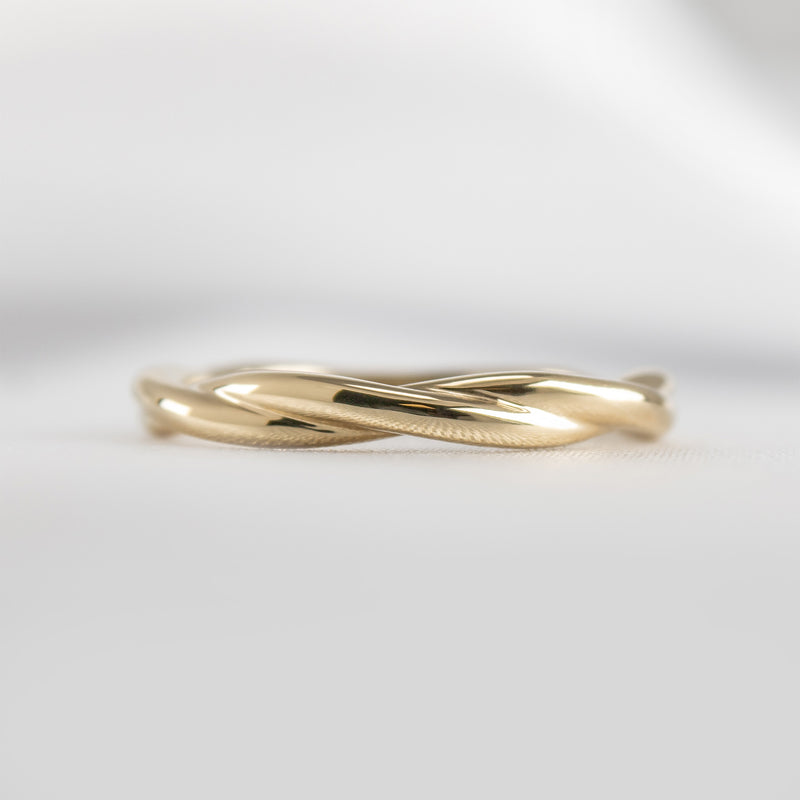 The Leland Twist Wedding Band | Lisa Robin