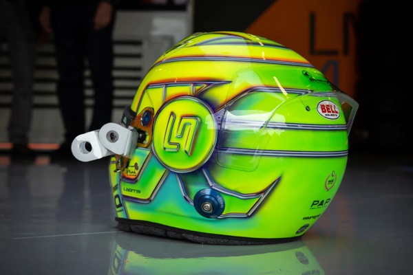 ランド・ノリス、イギリス仕様のヘルメット : F1通信jp