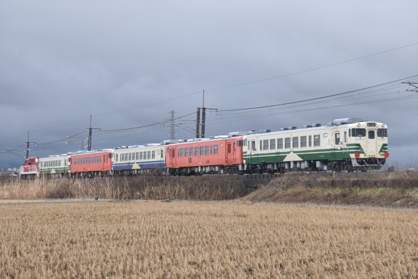 JR東】タイ向け譲渡第3弾!!キハ40・48(秋田車)5両が藤寄へ甲種輸送(3月