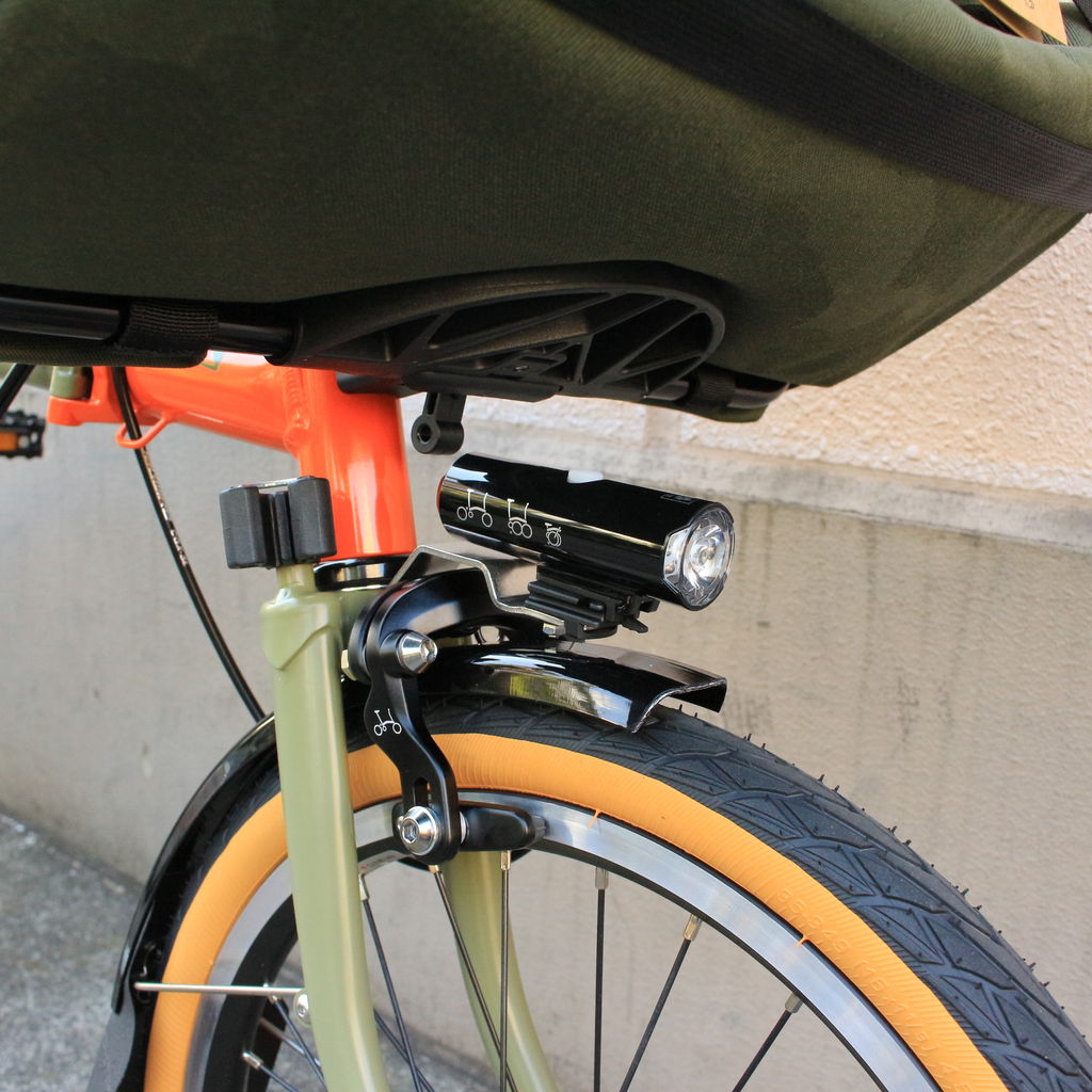 BROMPTON(ブロンプトン)純正ライト「VOLT 400XC」再入荷しました