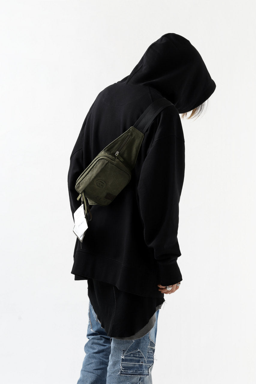 READYMADE BODY POUCH (GREEN #A) – LOOM OSAKA